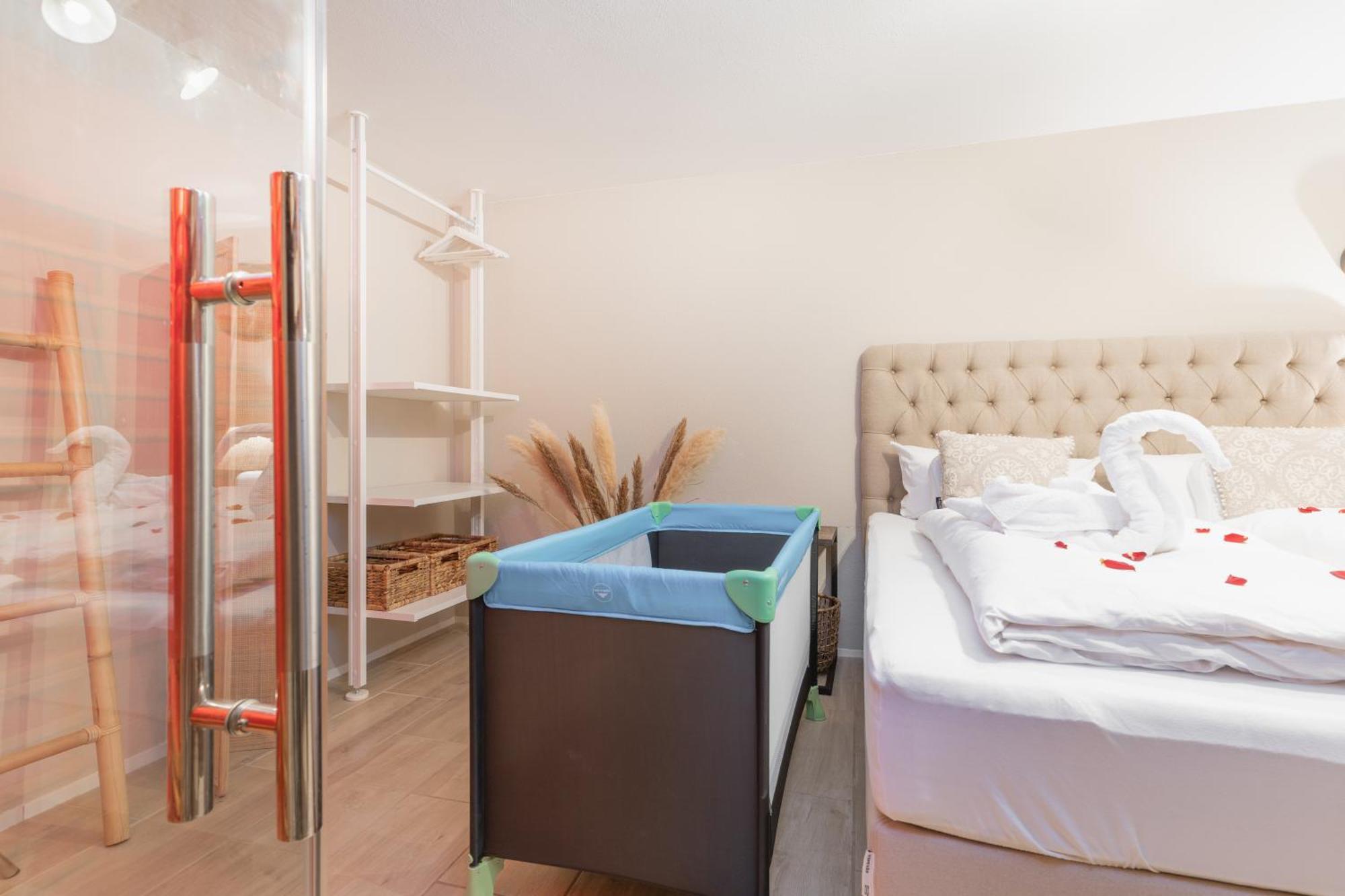 Seeblick-Oase Istayunixi Seenaehe-Sauna-Balkon-Netflix-Parkplatz Ohningen Eksteriør bilde