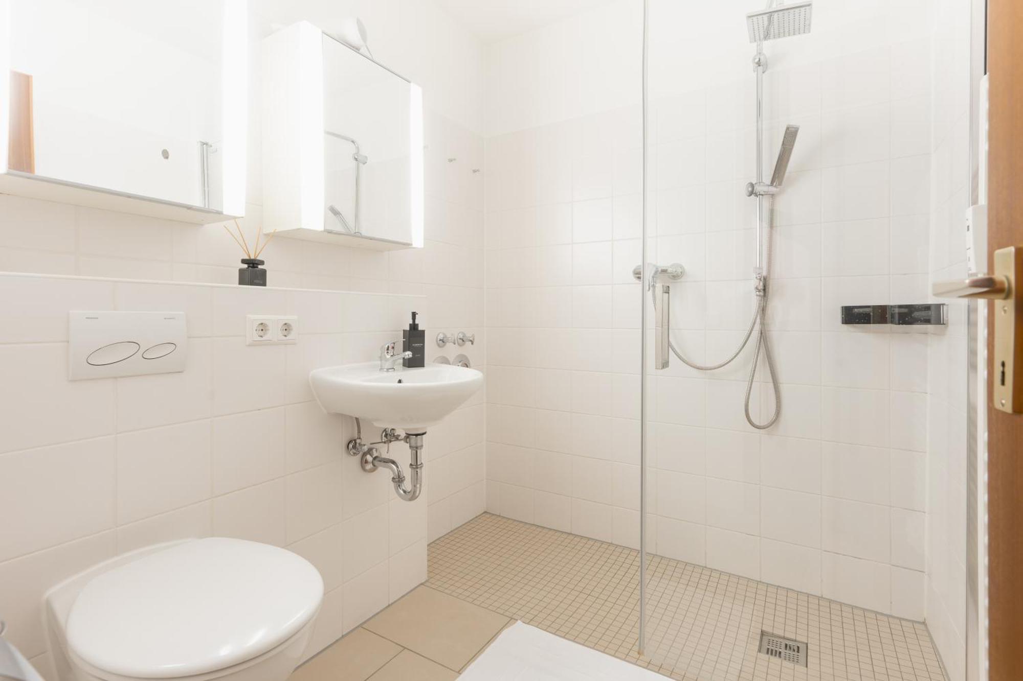 Seeblick-Oase Istayunixi Seenaehe-Sauna-Balkon-Netflix-Parkplatz Ohningen Eksteriør bilde